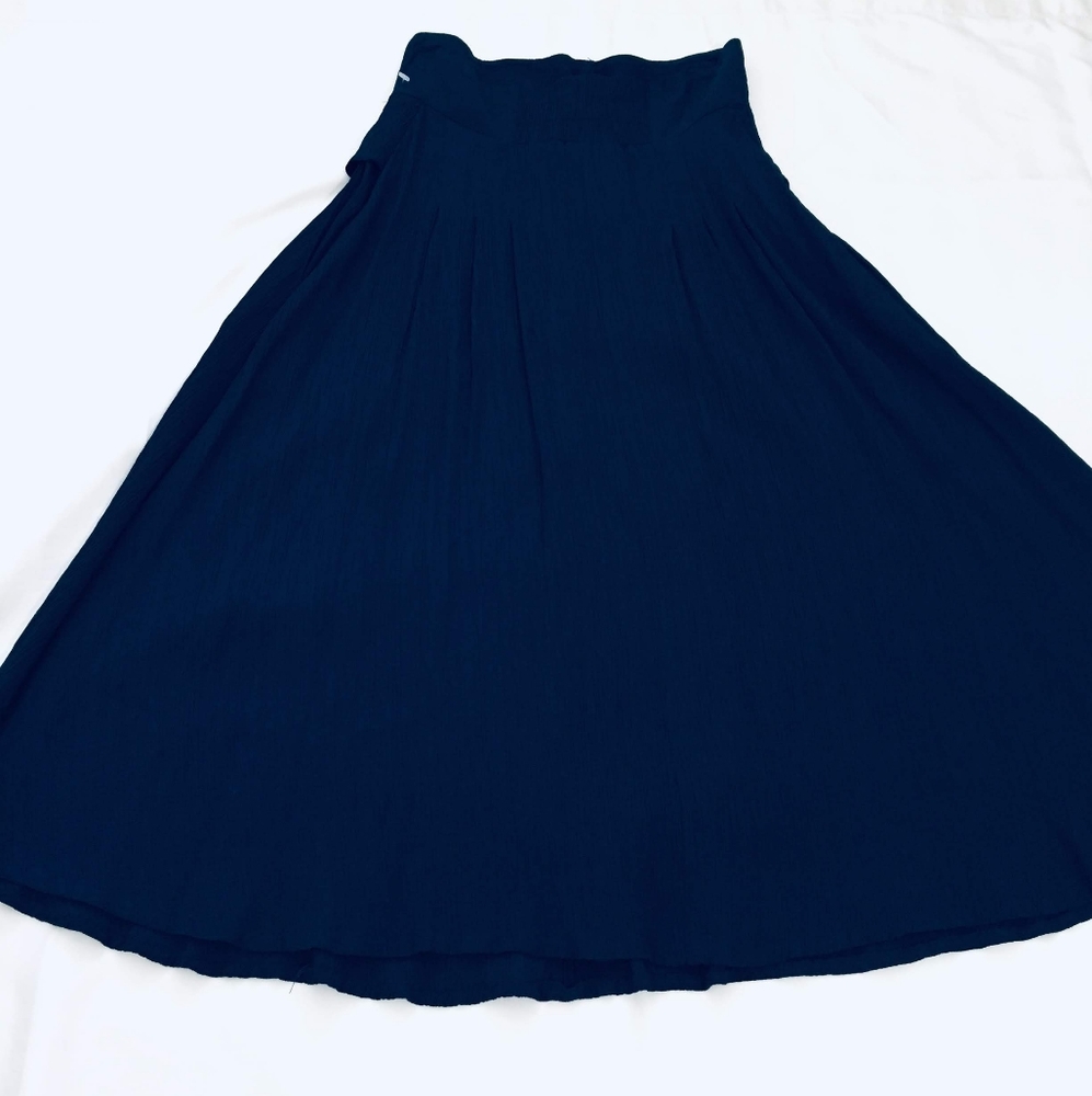 Companix, skirt,stylish, Like New, Super comfortab - Picture 2 of 8